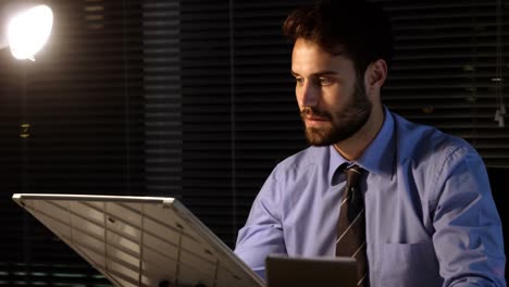 Businessman-writing-on-whiteboard