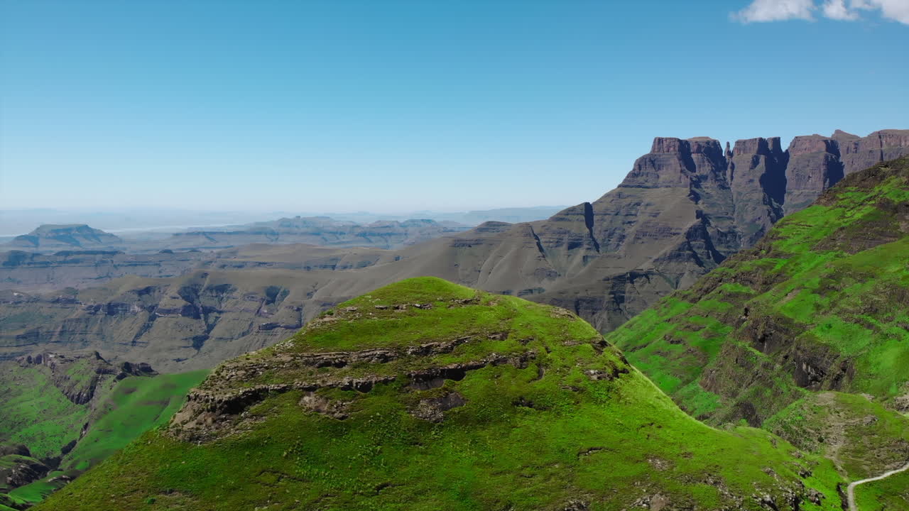 경치 좋은 산악 풍경