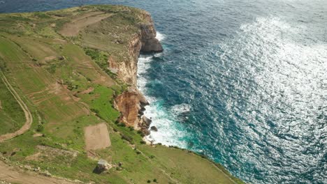 Antena:-Los-Acantilados-De-Ta-Cenc-Son-Una-Franja-Lineal-De-20-Ha-De-Costa-Acantilada-En-Sannat-En-La-Isla-De-Gozo