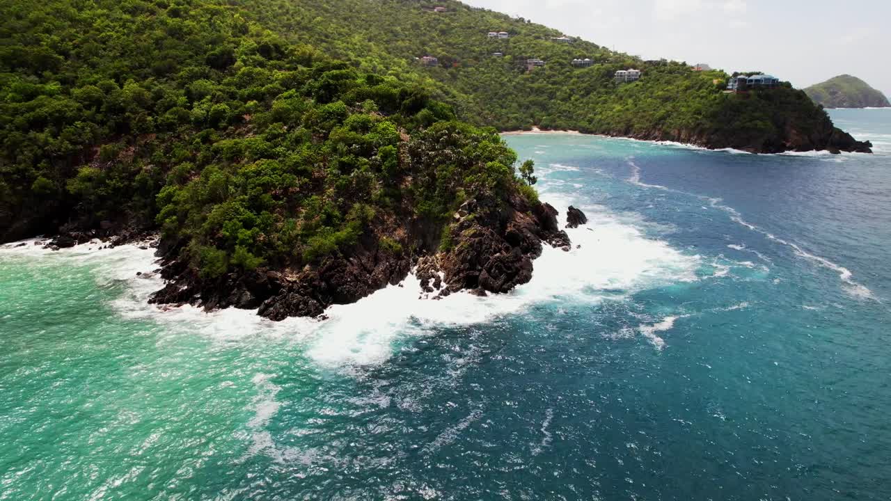 una amplia toma aérea de un dron de la hermosa st