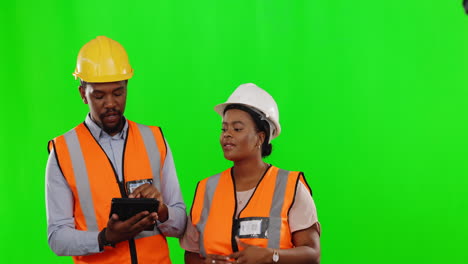 Green-screen,-employees-and-engineers-with-tablet