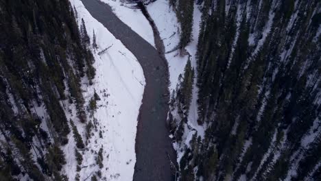 Creek-and-road-in-mountains-winter