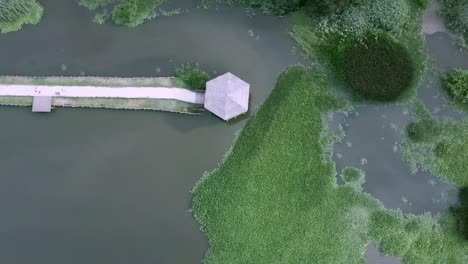 Aerial-view-of-a-portuguese-river-in-Macieira-de-Alcoba,-Águeda