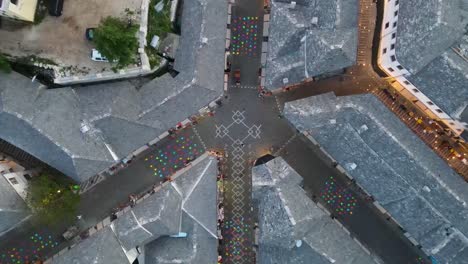 Aerial-Top-view-Drone-Shot-of-the-central-streets-in-Gjirokastra,-Albania