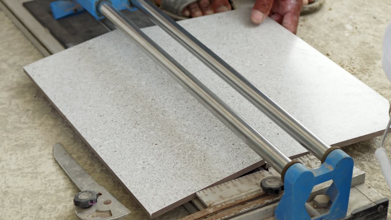 Learn how to precisely cut metal sheets with a manual tool in this detailed workshop tutorial