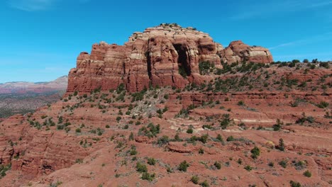 Tiro-De-Drone-De-Formación-Rocosa-Cerca-De-Sedona