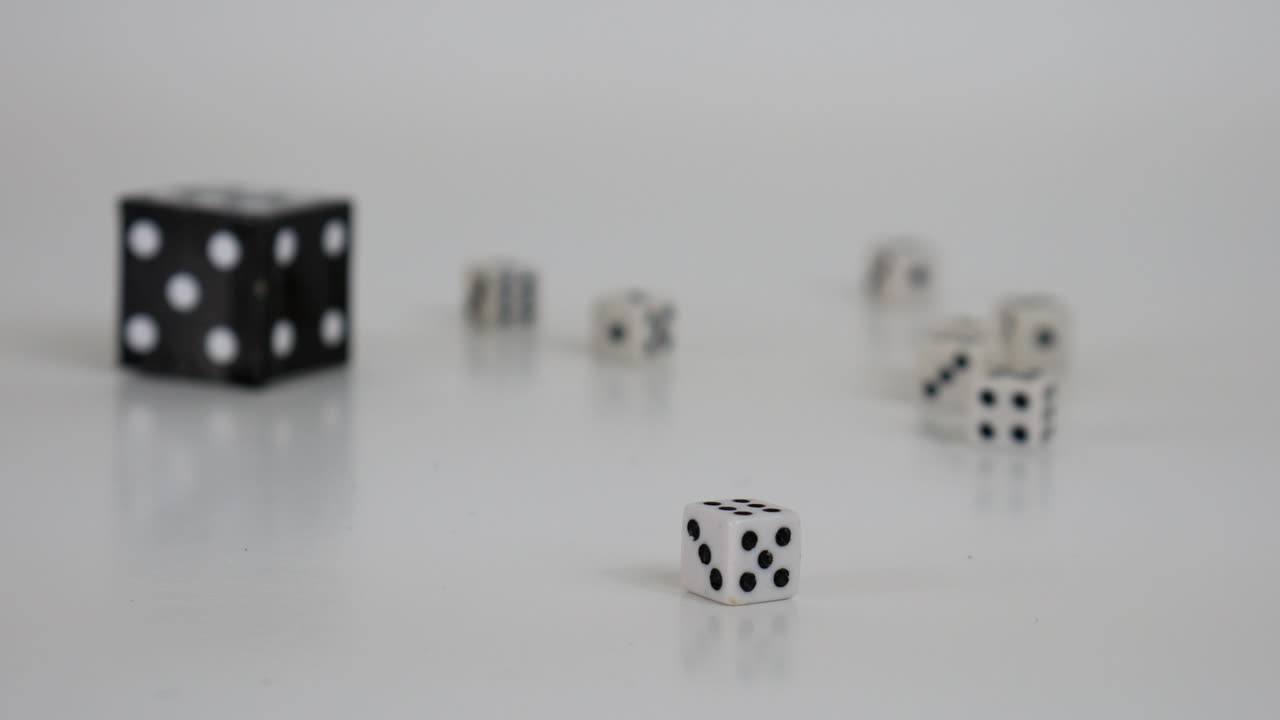 dado, dados en blanco y negro, cubitos, juego, casino, números, juego de suerte, ilustración de oportunidad, diseño 3d, tirar dados