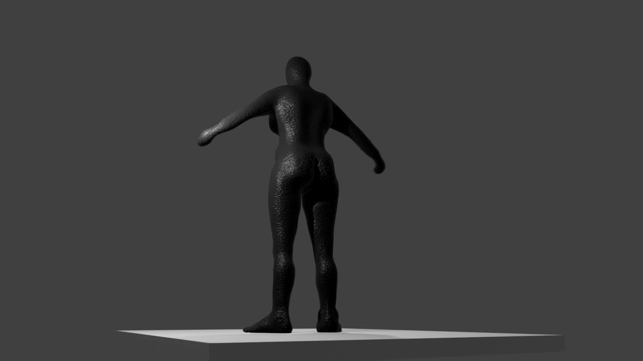 женская скульптура на выставке