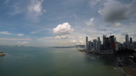 Amazing-Timelapse-of-Panama-City,-Panama,-showing-Panama-Bay