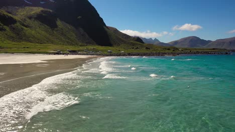 Strand-Die-Lofoten-Inseln-Sind-Ein-Archipel-In-Der-Grafschaft-Nordland,-Norwegen.