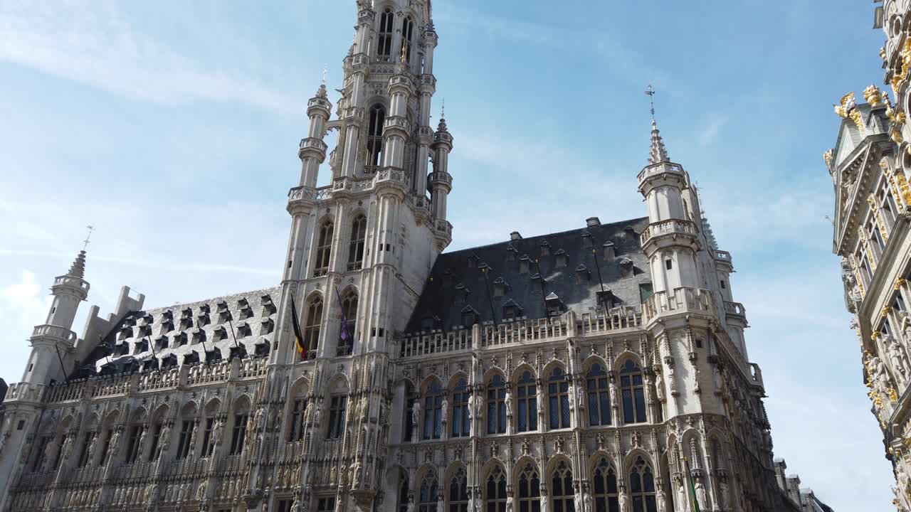 Grand Place de Bruxelas na Bélgica e sua Câmara Municipal