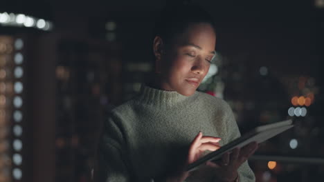 Night-research,-tablet-and-business-woman-typing