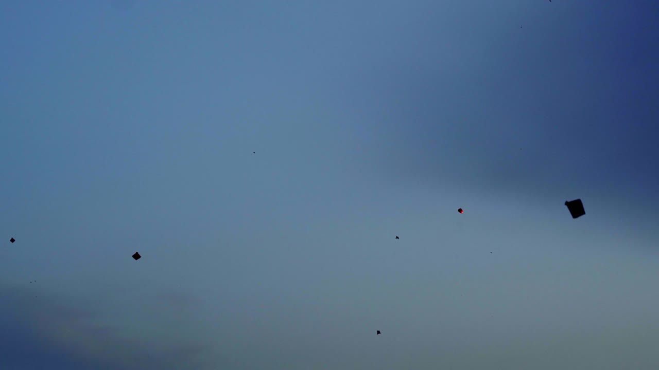Layang-layang di langit
