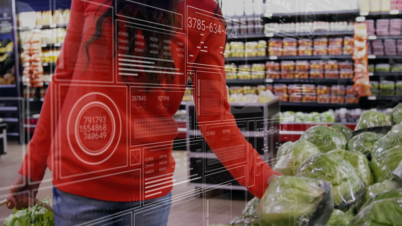 행복한 두 인종 여성 식료품 쇼핑에 대한 차트 및 처리 데이터의 애니메이션