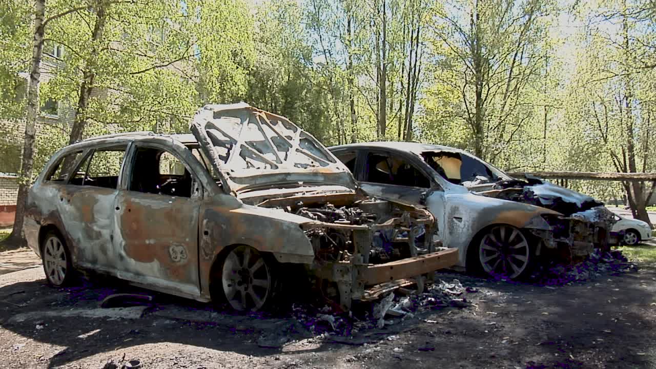 el coche despues del incendio