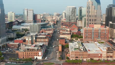 Aerial-truck-shot-of-Nashville-Tennessee-skyline