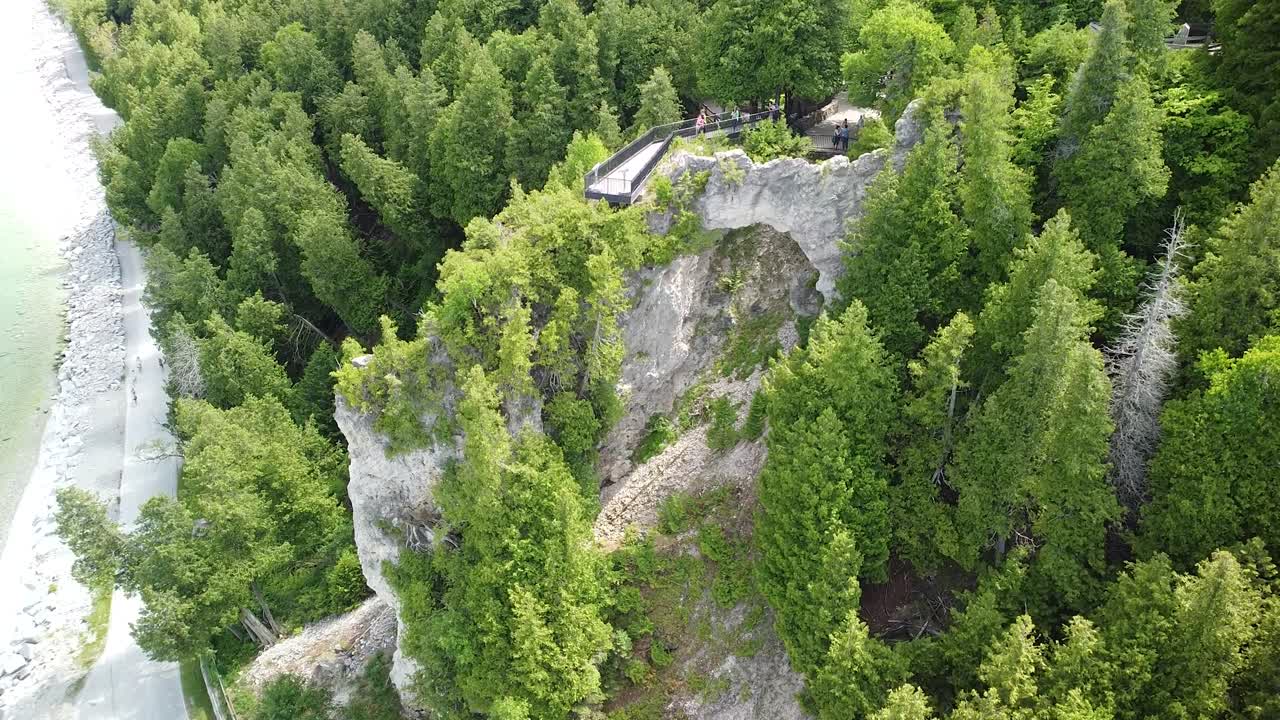 Ascesa aerea di Arch Rock, Mackinac Island