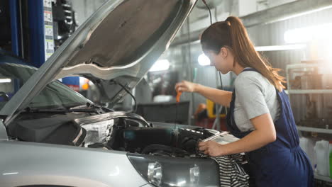 mechanic in the workshop