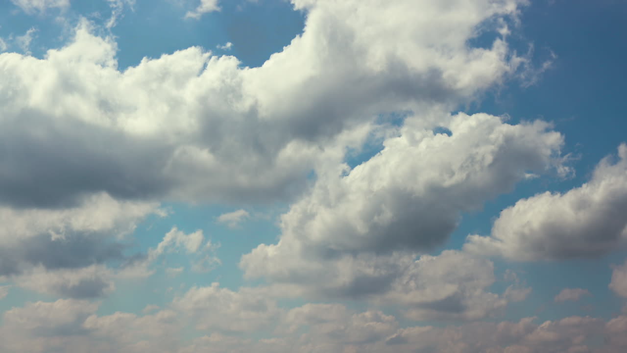 Blue cloudy sky in the Great Smoky Mountains, Tennessee