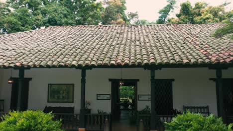 beautiful farmhouse in the south of colombia