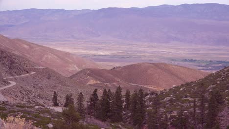 toma panorámica del valle de owens en las montañas orientales de sierra nevada de california