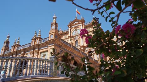 4k-Video-of-The-stunning-Plaza-de-Espana,-Seville,-Andalusia,-Spain,-built-for-the-Ibero-American-Exposition-of-1929,-designed-by-Anibal-Gonzalez