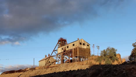 la mina de junction, el pozo de browns en broken hill, nsw, australia, la ciudad minera más famosa del mundo y la primera ciudad del patrimonio de australia.
