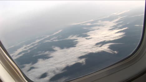 nubes de sobrevuelo llenan el valle