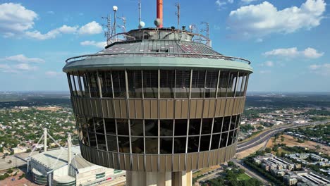 Panning-around-the-iconic-Tower-of-the-Americas---Observation-tower-San-Antonio