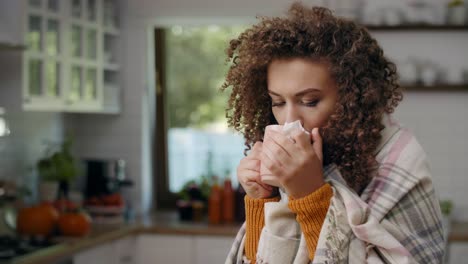 Young-woman-having-flu-and-taking-medicine/Rzeszow/Poland