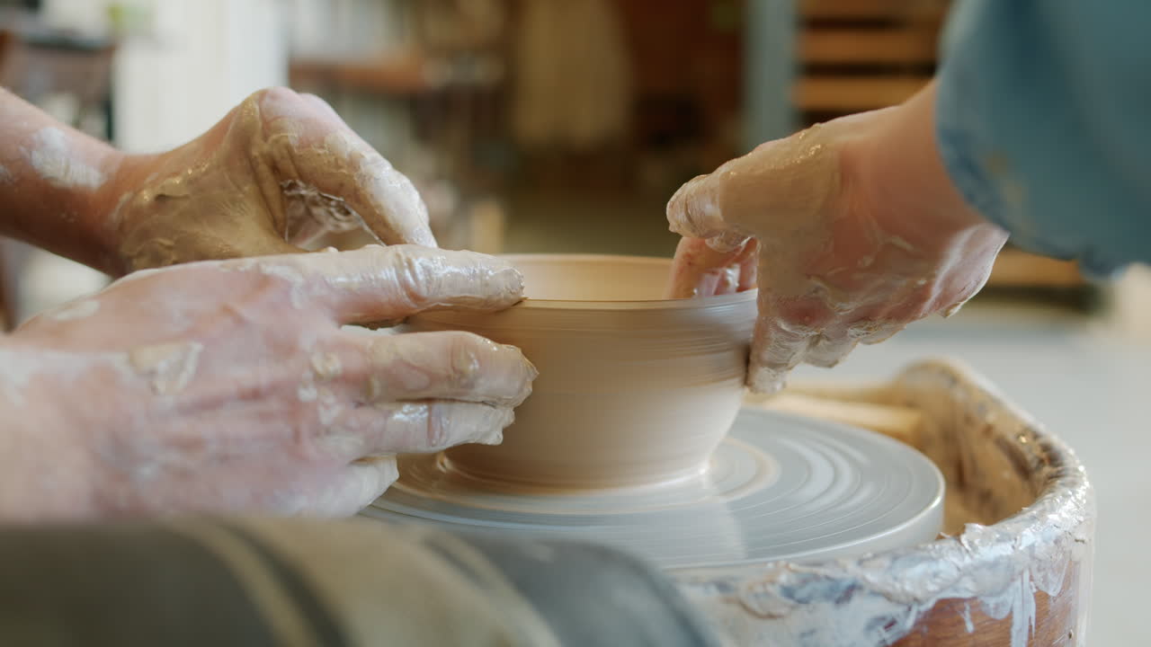 도자기 수업: 그을 형성하는 것