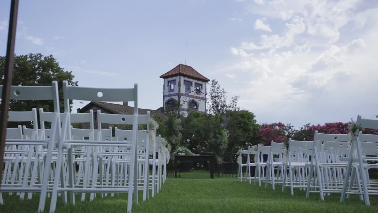 ⁇ 색 좌석 을 가진 우아 한 결혼식 장식