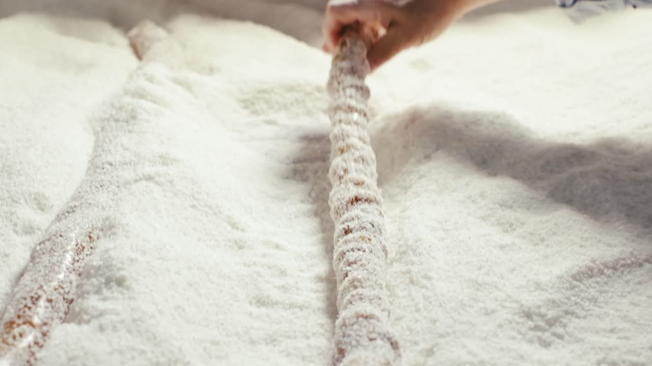 공장에서 터키 기쁨 만드는 과정