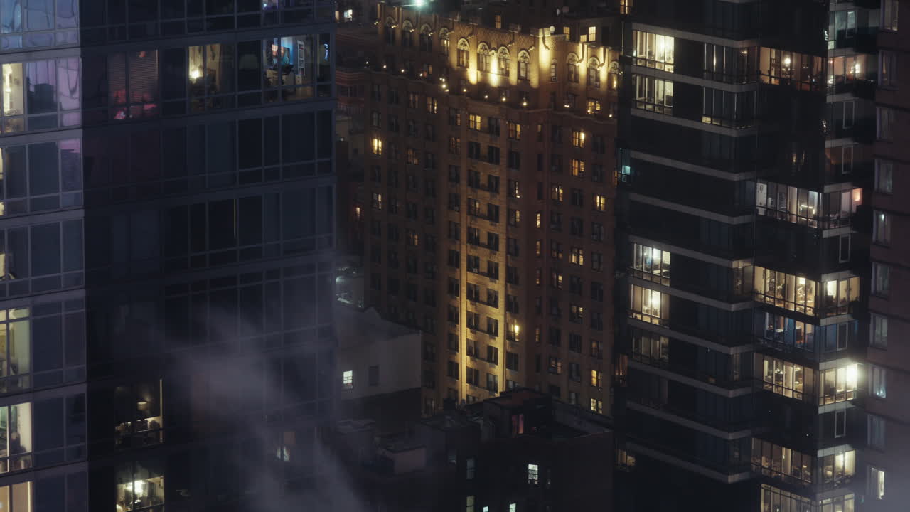 horizonte de la ciudad en la noche