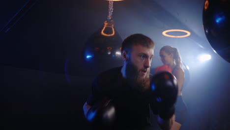 sesión de entrenamiento de boxeo