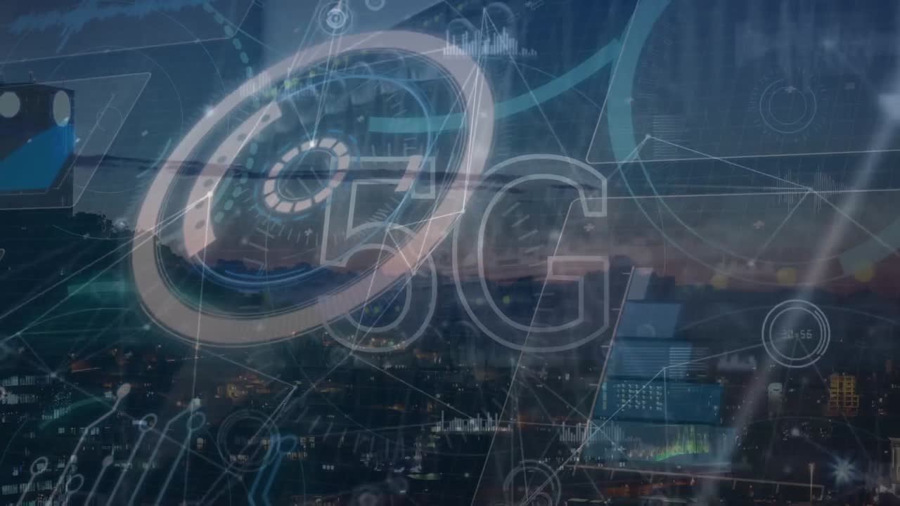 animación de conexiones, 5g y círculos de procesamiento a través de cables de computadora