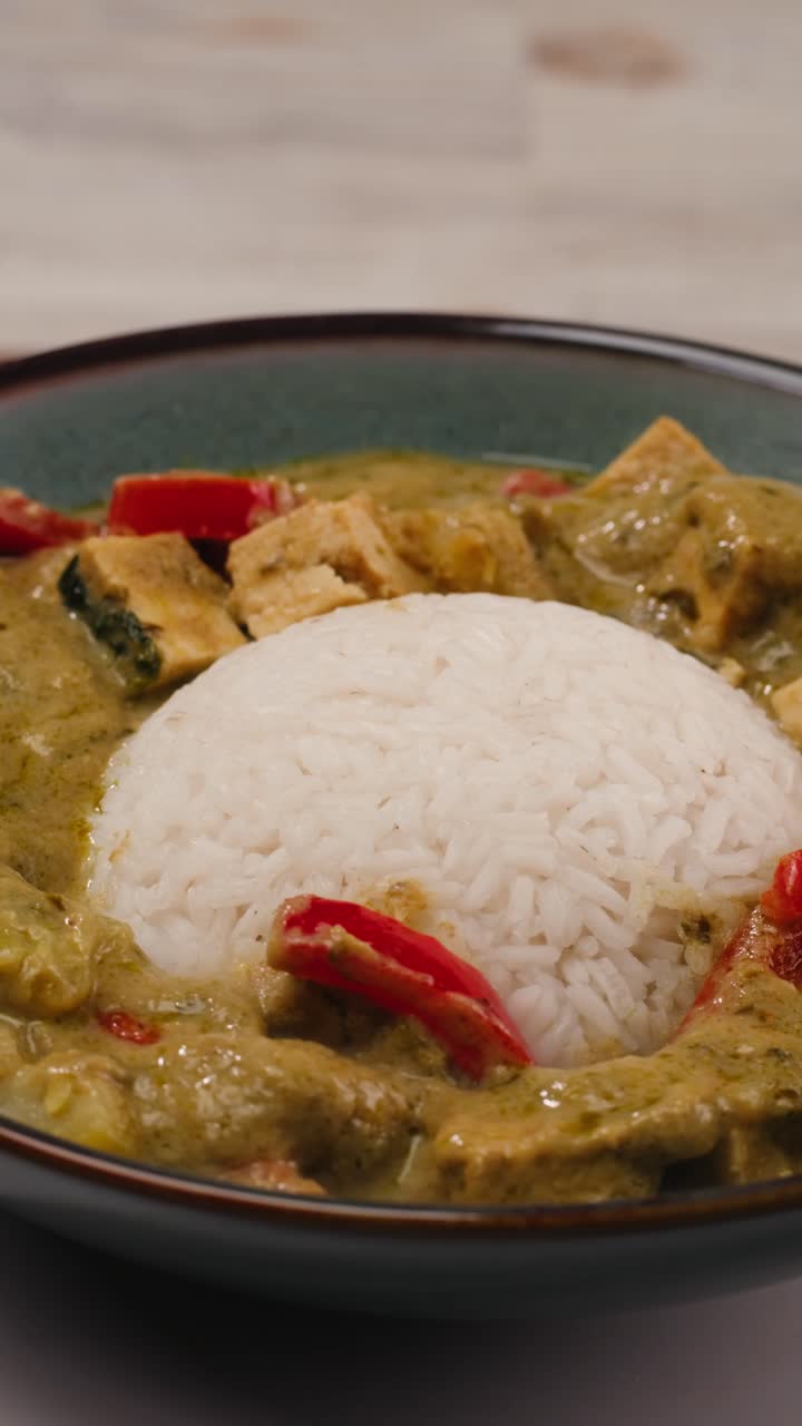 Green Curry with Rice and Tofu