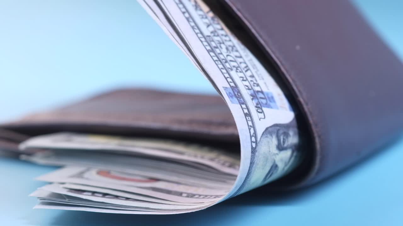 Geld in einer Brieftasche