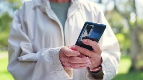 Phone,-Parkinson-disease-and-senior-person-in-park
