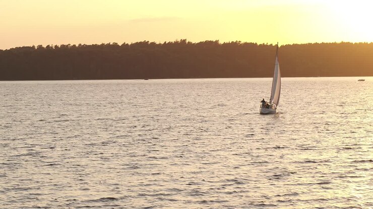 Vela nel mare di Kaunas