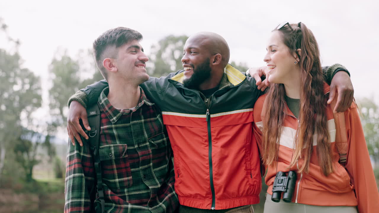 친구 들, 여행, 그리고 파티 에 있는 사람 들 의 집단