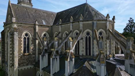 Iglesia-De-Saint-remi-O-Saint-remy,-Château-gontier-En-Francia