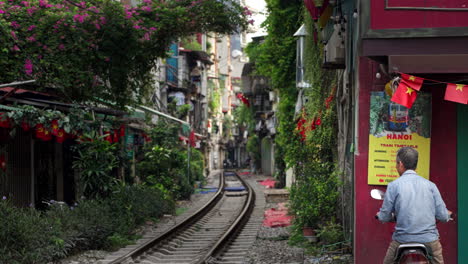 hanoi's narrow train street: a glimpse into daily life