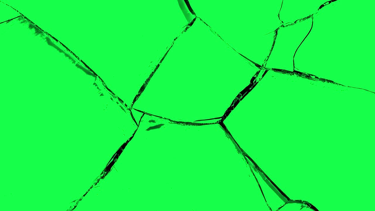 Cracked glass effect 4K video, transparent on green screen