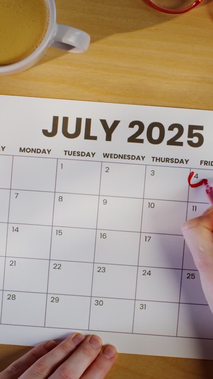 Marking a date on a July 2025 calendar