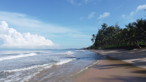 Entfliehen-Sie-Dem-Paradies-Mit-Unseren-Atemberaubenden-Strandvideoaufnahmen-Vom-Thanh-Kieu-Beach-Resort-Und-Dem-Avs-Hotel-Phu-Quoc