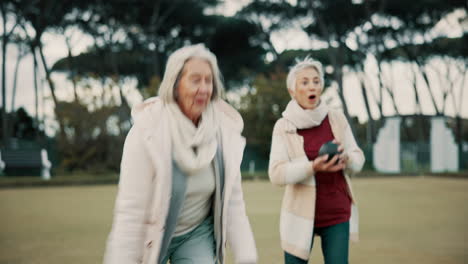 Lawn-bowling,-senior-women