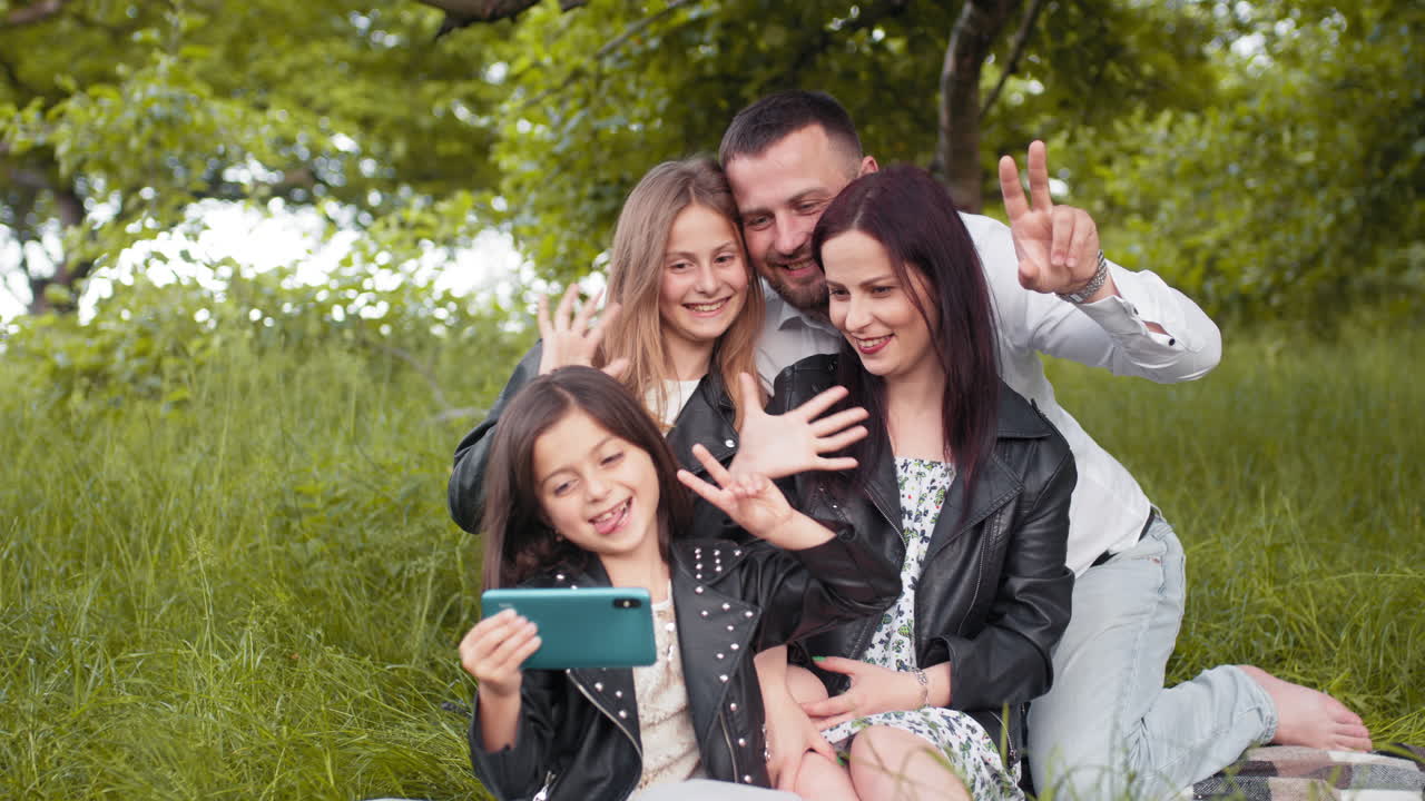 공원에서 가족 셀피