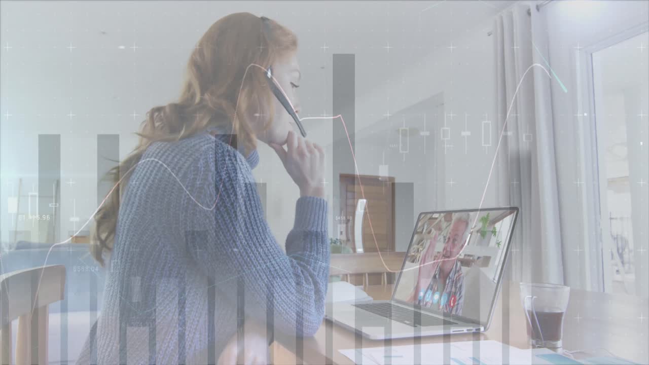 animación de grabación de estadísticas sobre una mujer usando una computadora portátil en una videollamada