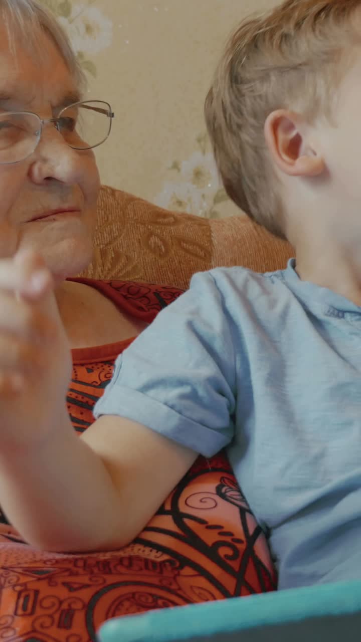 Legame tra nonni e nipoti